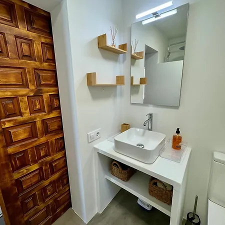 Santa Lucia Sea View Apartment *